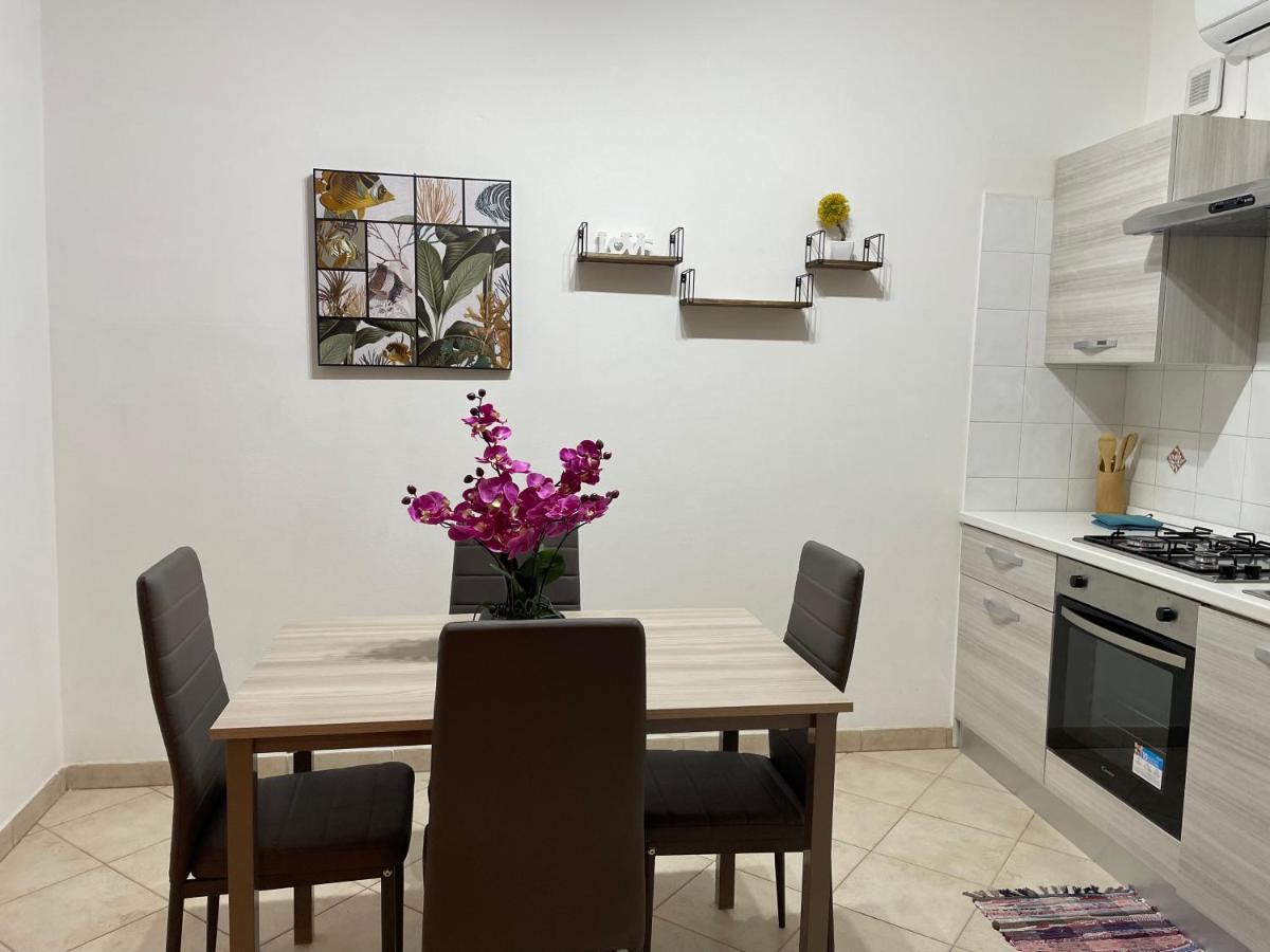 Civico 2 Apartment Sassari Exterior photo